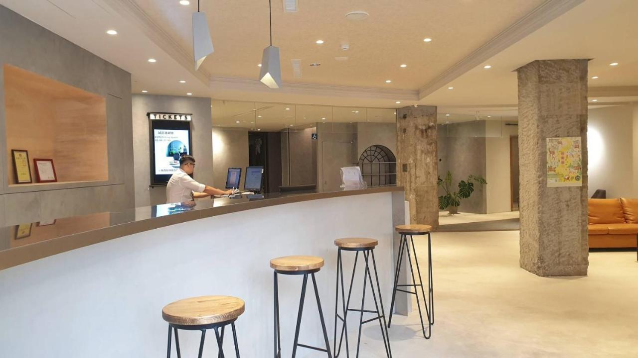 Talmud Business Hotel - Zhongshan Taichung Buitenkant foto