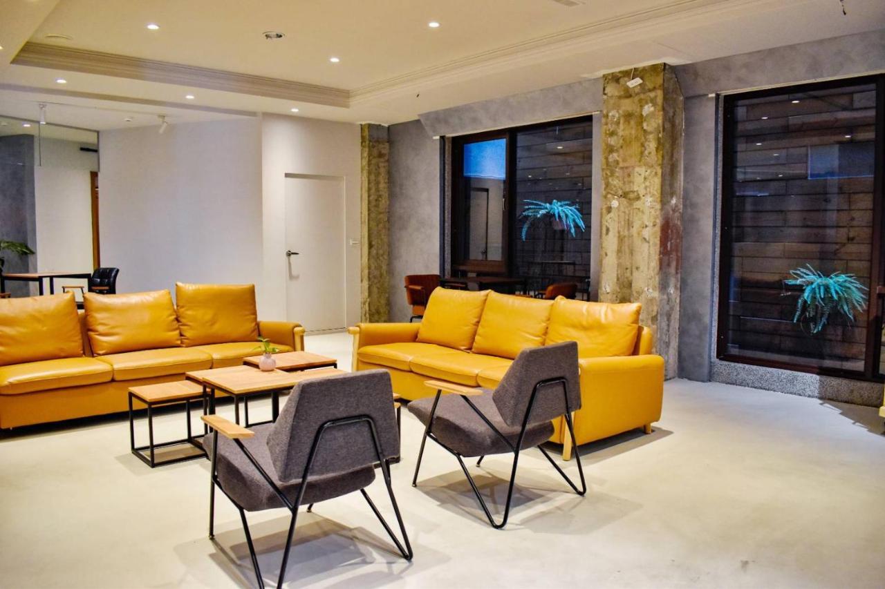 Talmud Business Hotel - Zhongshan Taichung Buitenkant foto