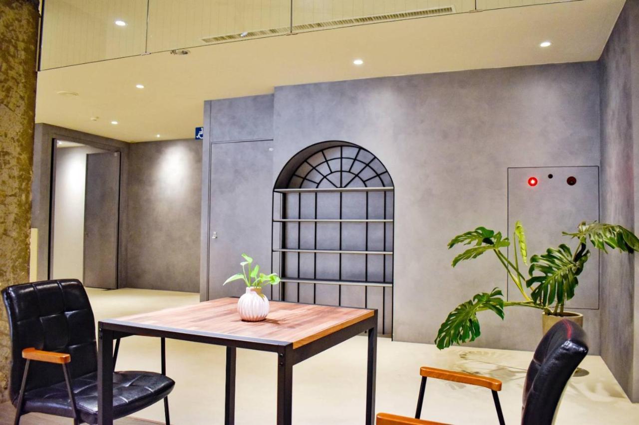 Talmud Business Hotel - Zhongshan Taichung Buitenkant foto