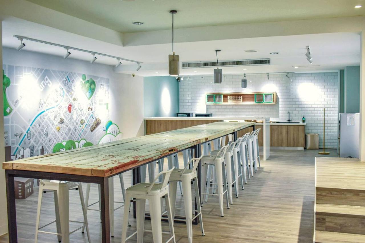 Talmud Business Hotel - Zhongshan Taichung Buitenkant foto