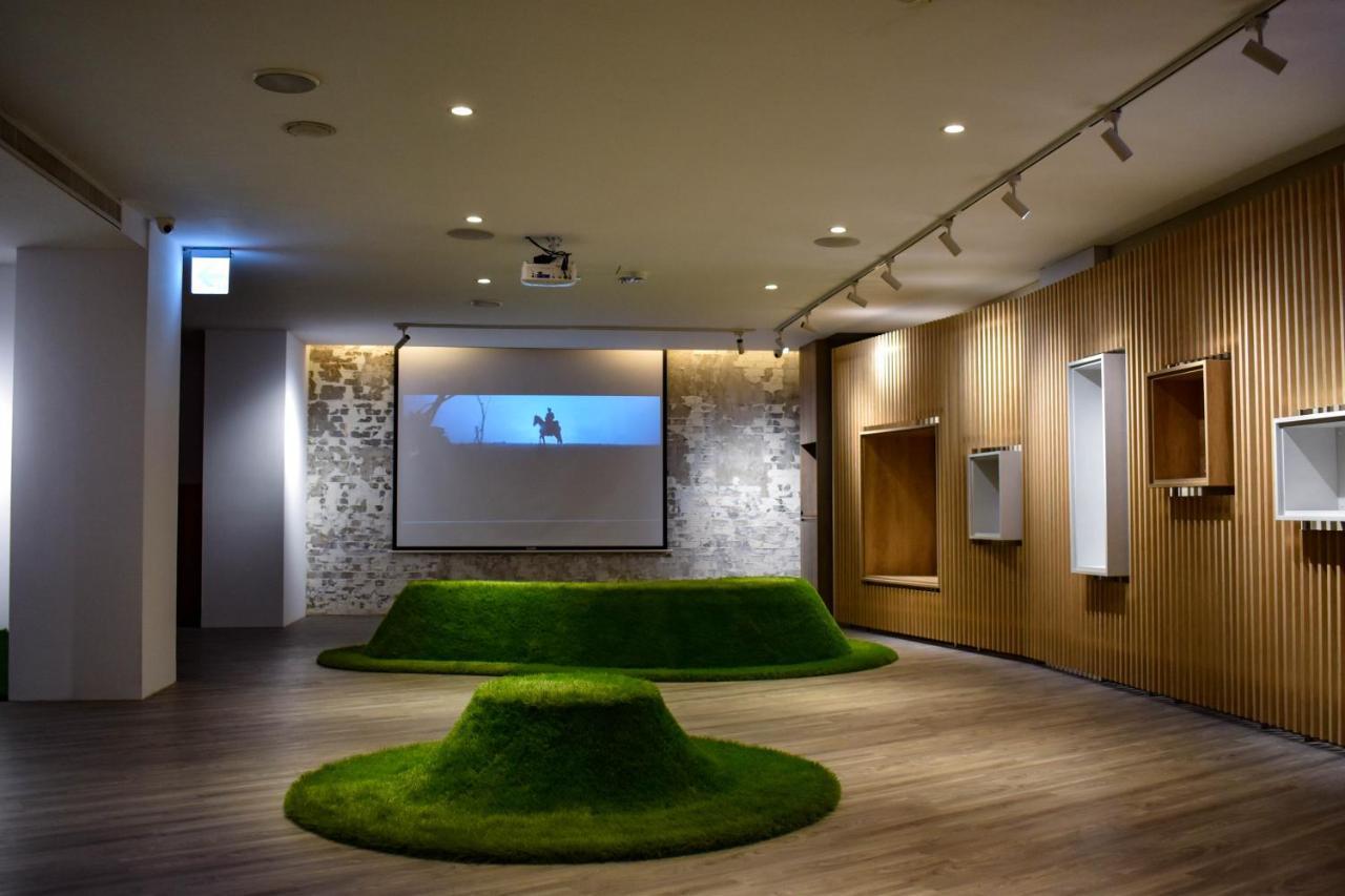Talmud Business Hotel - Zhongshan Taichung Buitenkant foto