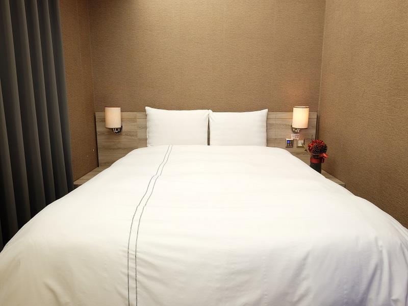 Talmud Business Hotel - Zhongshan Taichung Buitenkant foto