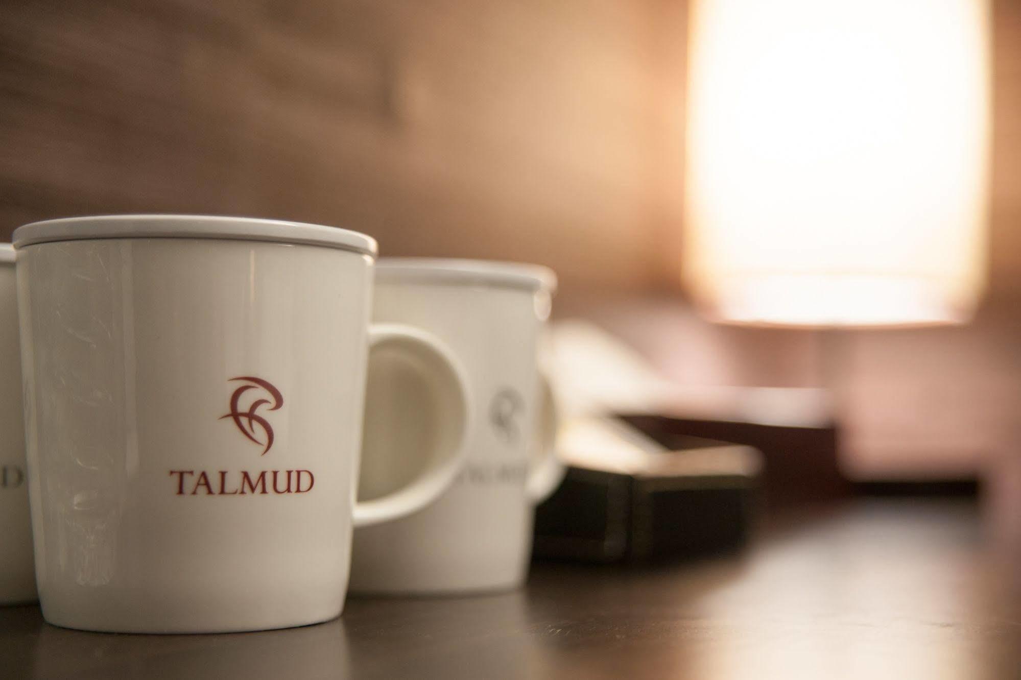 Talmud Business Hotel - Zhongshan Taichung Buitenkant foto