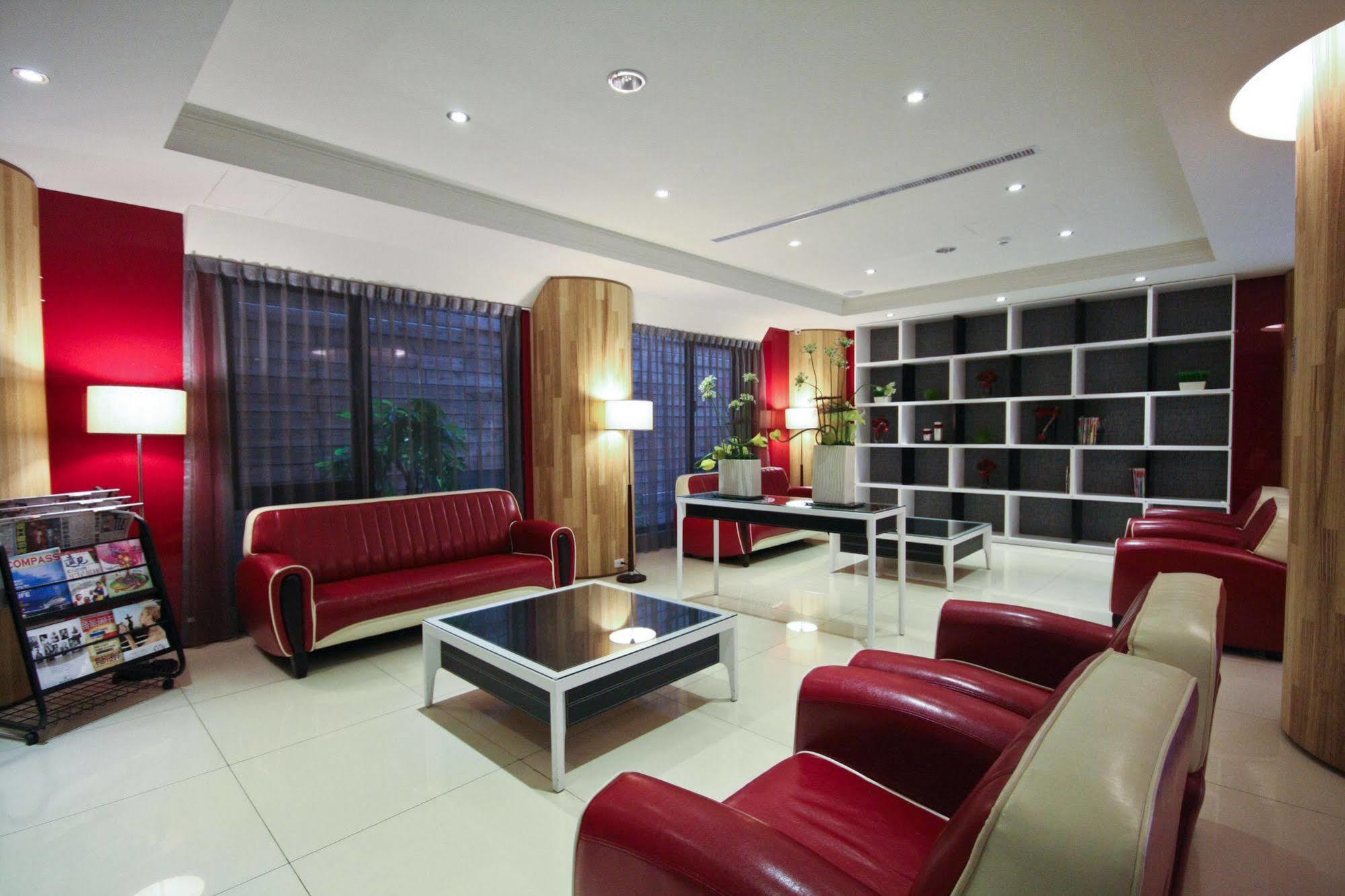 Talmud Business Hotel - Zhongshan Taichung Buitenkant foto